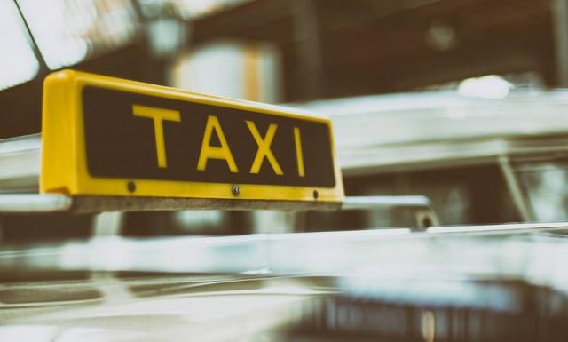 Ινδία: Χειροπέδες σε οδηγό ταξί που κατηγορείται για βιασμό Γιαπωνέζας τουρίστριας