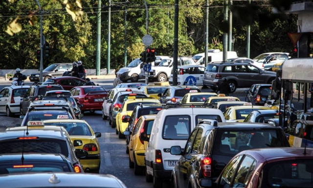 Δίπλωμα οδήγησης: Αλλάζουν τα ΠΑΝΤΑ στις εξετάσεις - Προσοχή στα «τσουχτερά» πρόστιμα