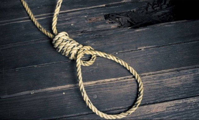 Εύβοια: Κρεμάστηκε στο μπαλκόνι αλλά κόπηκε το σχοινί και σώθηκε!