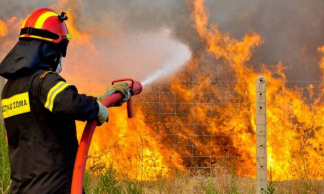 Fire in rural area, in lodgings occupied by economic migrants