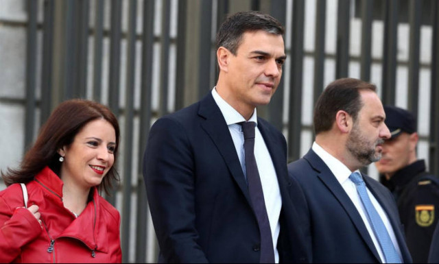 Ισπανία: Το Podemos κατηγορεί τον Σάντσεθ για αλαζονεία