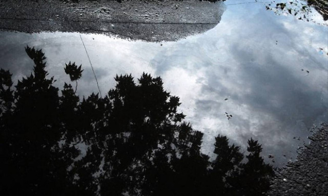 Καιρός: Ξεχάστε για λίγο το καλοκαίρι! Υποχωρεί με βροχές ο υδράργυρος