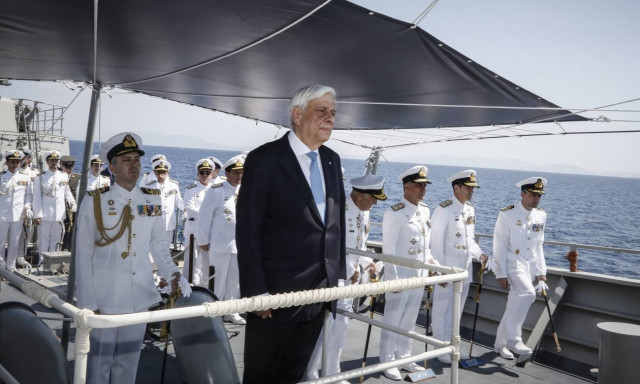 Ηχηρό μήνυμα Παυλόπουλου στην Τουρκία: Θα υπερασπιστούμε την ελληνική ΑΟΖ (pics+vid)