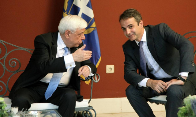 Συνάντηση με τον Προκόπη Παυλόπουλο ζητά ο Κυριάκος Μητσοτάκης