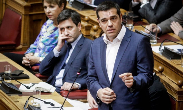 Τσίπρας: Καλοδεχούμενη η πρόταση μομφής - Θλιβερό φερέφωνο του Σαμαρά ο Μητσοτάκης