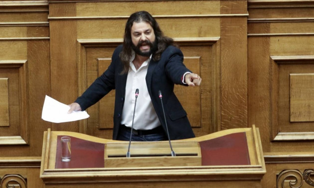 Καταδίωξη Μπαρμπαρούση από την ΕΛ.ΑΣ στην Εθνική Οδό