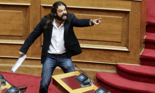 Ποινική δίωξη για εσχάτη προδοσία στον Κωνσταντίνο Μπαρμπαρούση