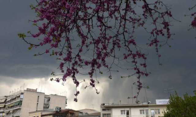 Unsettled weather with rain and storms on Sunday (17/06/2018)