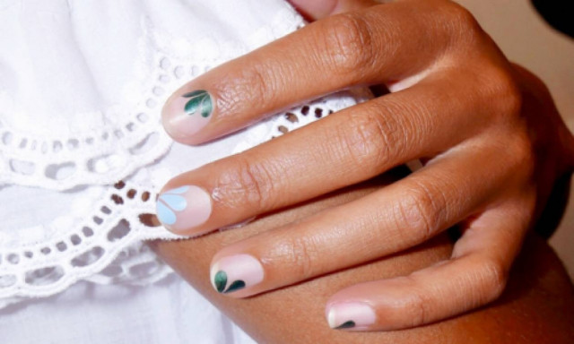 Τα πιο διακριτικά nail arts της σεζόν για το επόμενο μανικιούρ σου