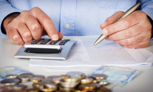 Έτσι θα διαγράψετε χρέη έως και 50% σε Εφορία και Ταμεία: ΑΝΑΛΥΤΙΚΟΙ ΠΙΝΑΚΕΣ με τα νέα ποσά