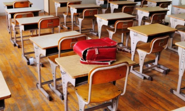 ΚΕΑ: Επιστροφή...  στα θρανία για να μην χαθεί το επίδομα