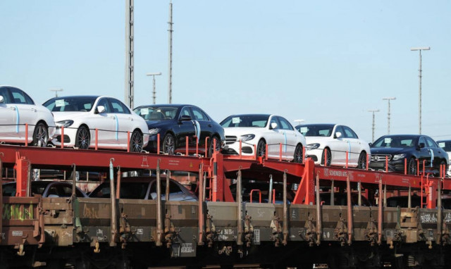 Ο παγκόσμιος εμπορικός πόλεμος τραβά «χειρόφρενο» στα εισαγόμενα αυτοκίνητα