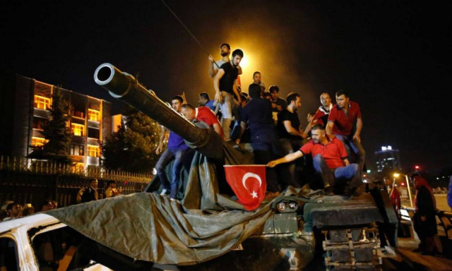 Γερμανία: Σχεδόν 300 Τούρκοι διπλωμάτες έχουν ζητήσει άσυλο μετά την απόπειρα πραξικοπήματος