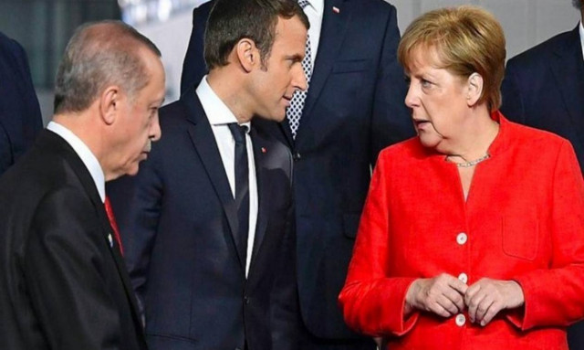 Συγχαρητήρια από Μέρκελ και Μακρόν σε Ερντογάν με «καρφιά» για το κράτος δικαίου