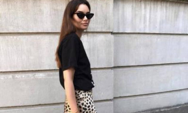 Η φούστα που έχει κατακτήσει το Instagram και θα θες στην ντουλάπα σου