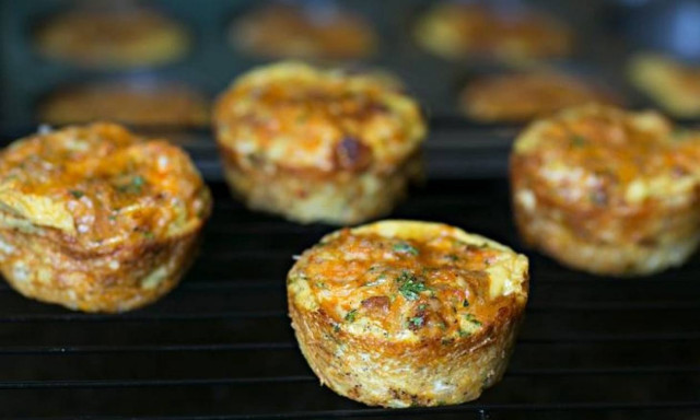 Muffins με κοτόπουλο, κιμά και βρώμη