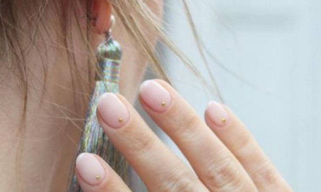 Έξι pastel βερνίκια για το μανικιούρ του καλοκαιριού