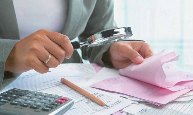 Σοβαρές κυρώσεις για επιθέσεις εναντίον φορο-ελεγκτών