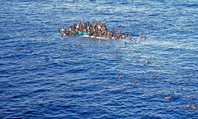 «Νεκρή» θάλασσα η Μεσόγειος: Νέο ναυάγιο με δεκάδες αγνοούμενους