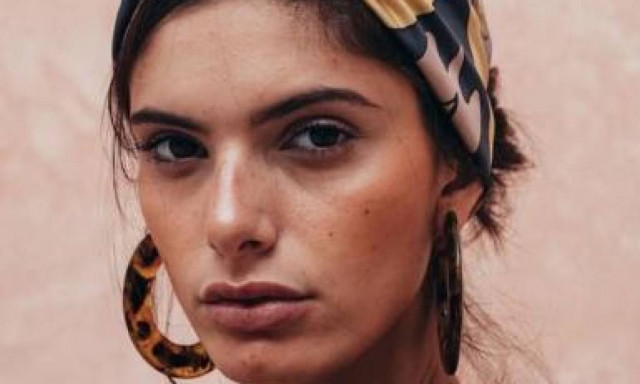 Το νέο trend στα σκουλαρίκια που πρέπει να δοκιμάσεις αυτό το καλοκαίρι