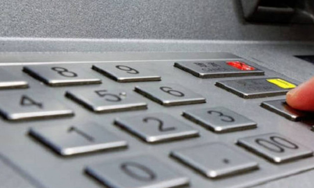 Κιλκίς: Παγίδευαν ΑΤΜ τραπεζών - Το κόλπο για να μην χρεώνονται οι λογαριασμοί τους