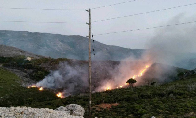 Wildfire on Crete under partial control