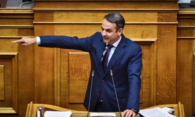 Βουλή - Live - Μητσοτάκης: Καταθέτουμε τροπολογία για να μην περικοπούν οι συντάξεις