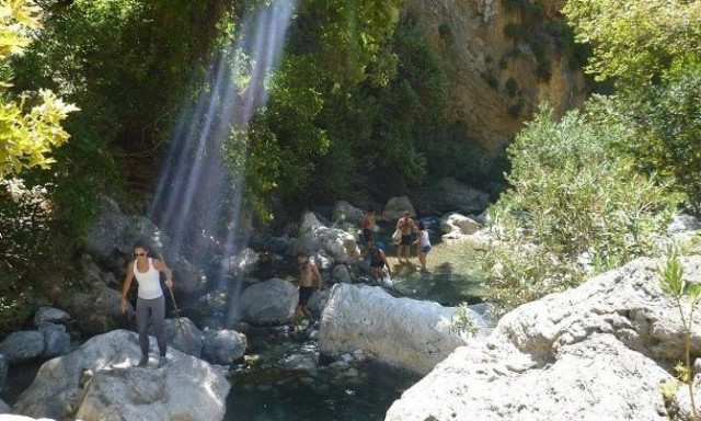 Ρέθυμνο: Δείτε καταπληκτικές εικόνες από το Κουρταλιώτικο φαράγγι! (pics)
