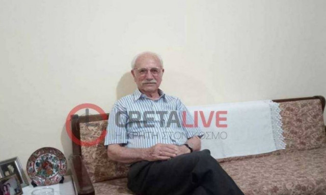 Πανελλήνιες: Συγκλονίζει 84χρονος φοιτητής - Τι λέει για τους συμμαθητές του και την επιτυχία του