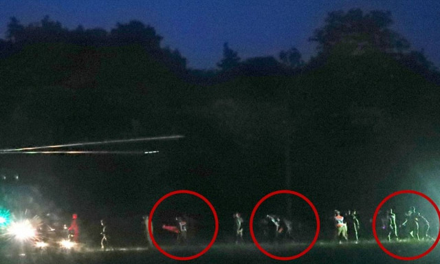 Σπήλαιο Ταϊλάνδη: Απεγκλωβίστηκαν τα πρώτα τέσσερα παιδιά – Τελείωσε το οξυγόνο των δυτών (Pics+Vid)