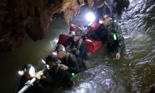 Ταϊλάνδη: «Η διάσωση των τελευταίων παιδιών εξαρτάται από τον θεό της βροχής»