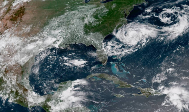 ΗΠΑ: Ο «Κρις» ενισχύθηκε σε κυκλώνα