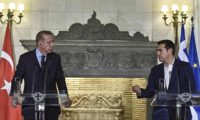 Tsipras to raise the issue of Greek soldiers in meeting with Erdogan