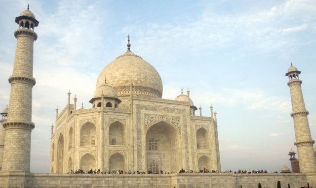 Ανακοίνωση – σοκ στην Ινδία: «Γκρεμίστε το Ταζ Μαχάλ ή ανακαινίστε το» (Vid)