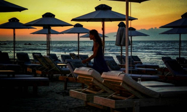 Καιρός: Η ΕΜΥ προειδοποιεί για 35άρια – Ανεβαίνει κι άλλο η θερμοκρασία τις επόμενες ημέρες