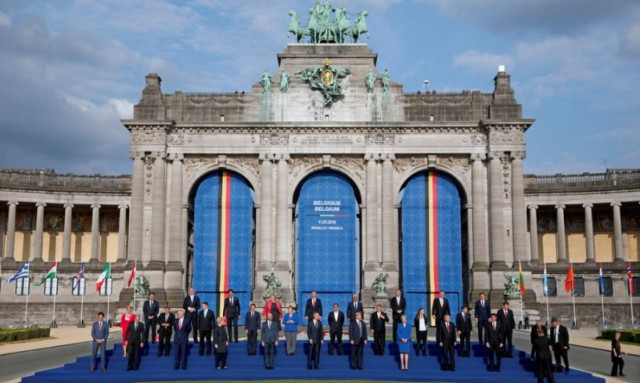 Nato summit: Leaders to focus on Afghanistan conflict