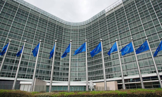 Greece's economy to continue growing if it sticks to reforms, EU Commission says