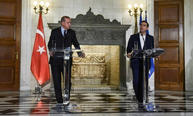Αντίστροφη μέτρηση για την κρίσιμη συνάντηση: Τα βλέμματα στραμμένα στο τετ α τετ Τσίπρα – Ερντογάν