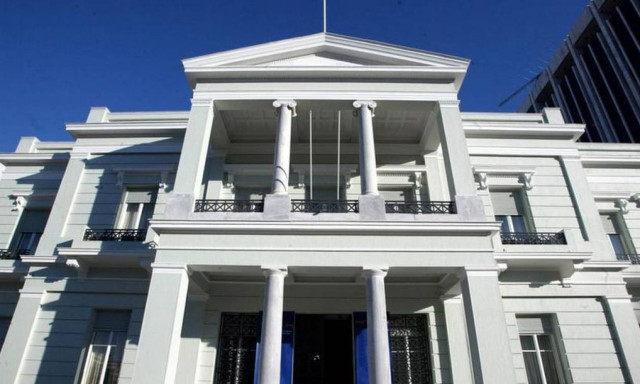 ΥΠΕΞ: Η Ρωσία δυσκολεύεται να αντιληφθεί ότι η «μικρή» Ελλάδα υπερασπίζεται τα εθνικά της συμφέροντα