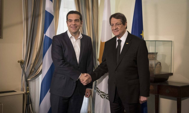 Ο Τσίπρας ενημέρωσε Αναστασιάδη για το τετ-α-τετ με τον Ερντογάν