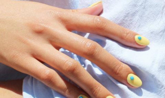 Οι 8 αναπάντεχοι τρόποι να χρησιμοποιήσεις το κίτρινο στο μανικιούρ σου