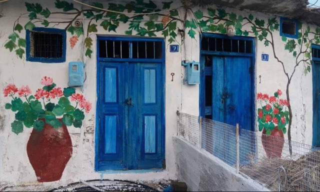 Ηράκλειο: Ερειπωμένα κτήρια «ξαναζωντανεύουν» χάρη σε μια ζωγράφο