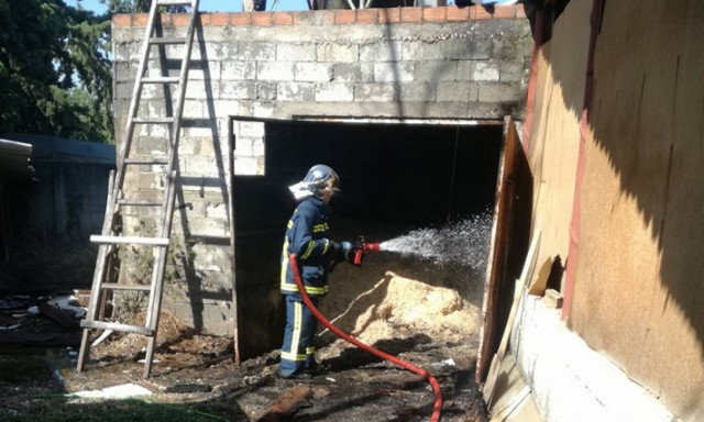 Υπό πλήρη έλεγχο η φωτιά στην Κηφισιά (pics-vid)