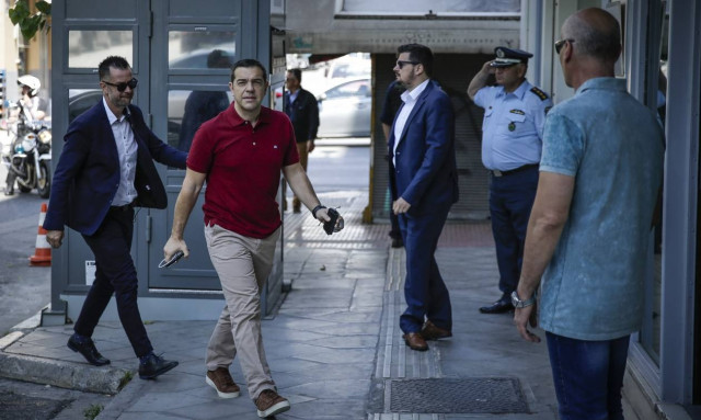 Τα επόμενα βήματα του Τσίπρα: Ανασχηματισμός και αλλαγές στο κόμμα εν όψει ΔΕΘ