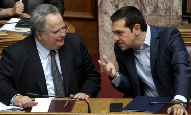 Στο Μαξίμου ο Κοτζιάς μετά την ακύρωση της επίσκεψης Λαβρόφ