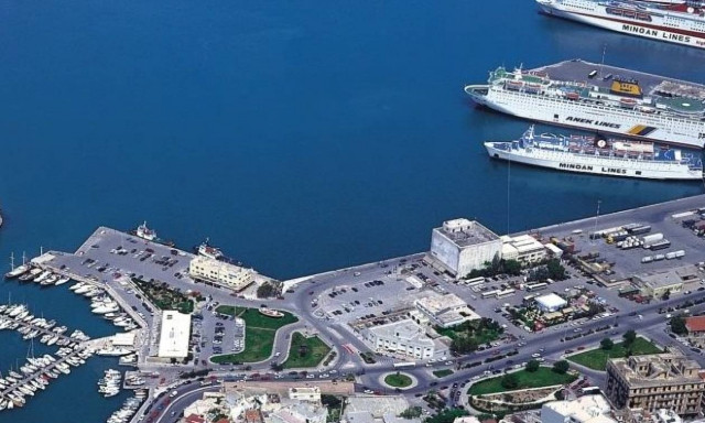 Ηράκλειο: Αυτό που έκανε στο λιμάνι δεν έχει ξαναγίνει ΠΟΤΕ! Τώρα γελάει μαζί του όλη η Ελλάδα!