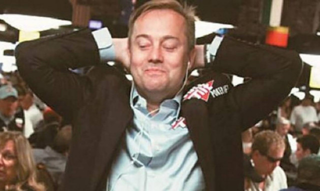 Ο δαιμόνιος Έλληνας που πουλάει μέχρι και πάγο σε… Εσκιμώους και απειλεί τον Ζάκερμπεργκ!