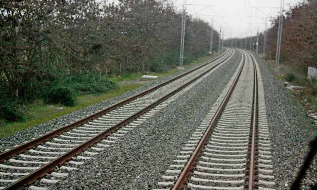 Two killed after being hit by train in Alexandroupolis