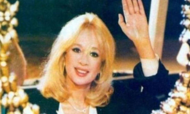 Το συγκλονιστικό βίντεο από την κηδεία της Αλίκης Βουγιουκλάκη: 22 χρόνια χωρίς τη μεγάλη σταρ