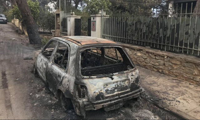 Φωτιά Μάτι: Συγκλονιστικές μαρτυρίες κατοίκων στην κάμερα του Newsbomb.gr (vids-pics)